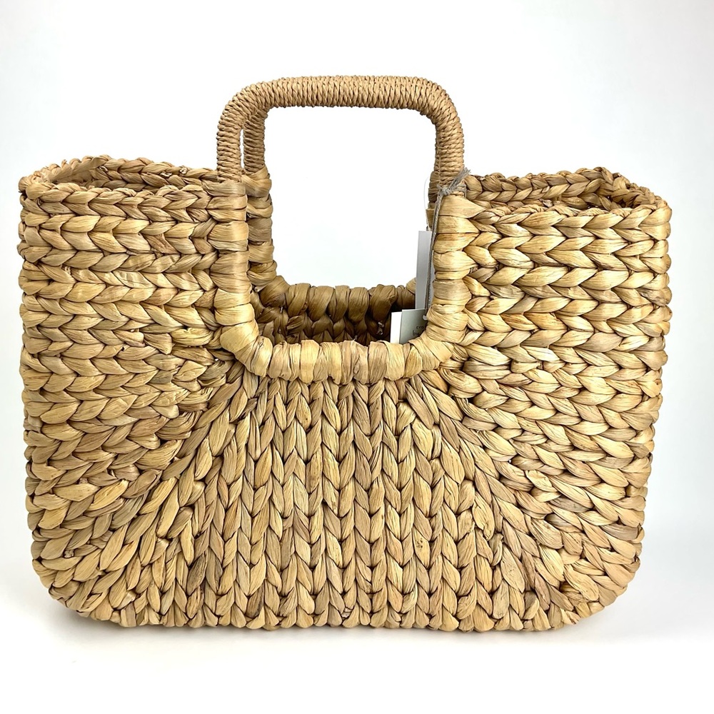 NWT, A New Day handwoven square-handled rattan tote. - Picture 3 of 6